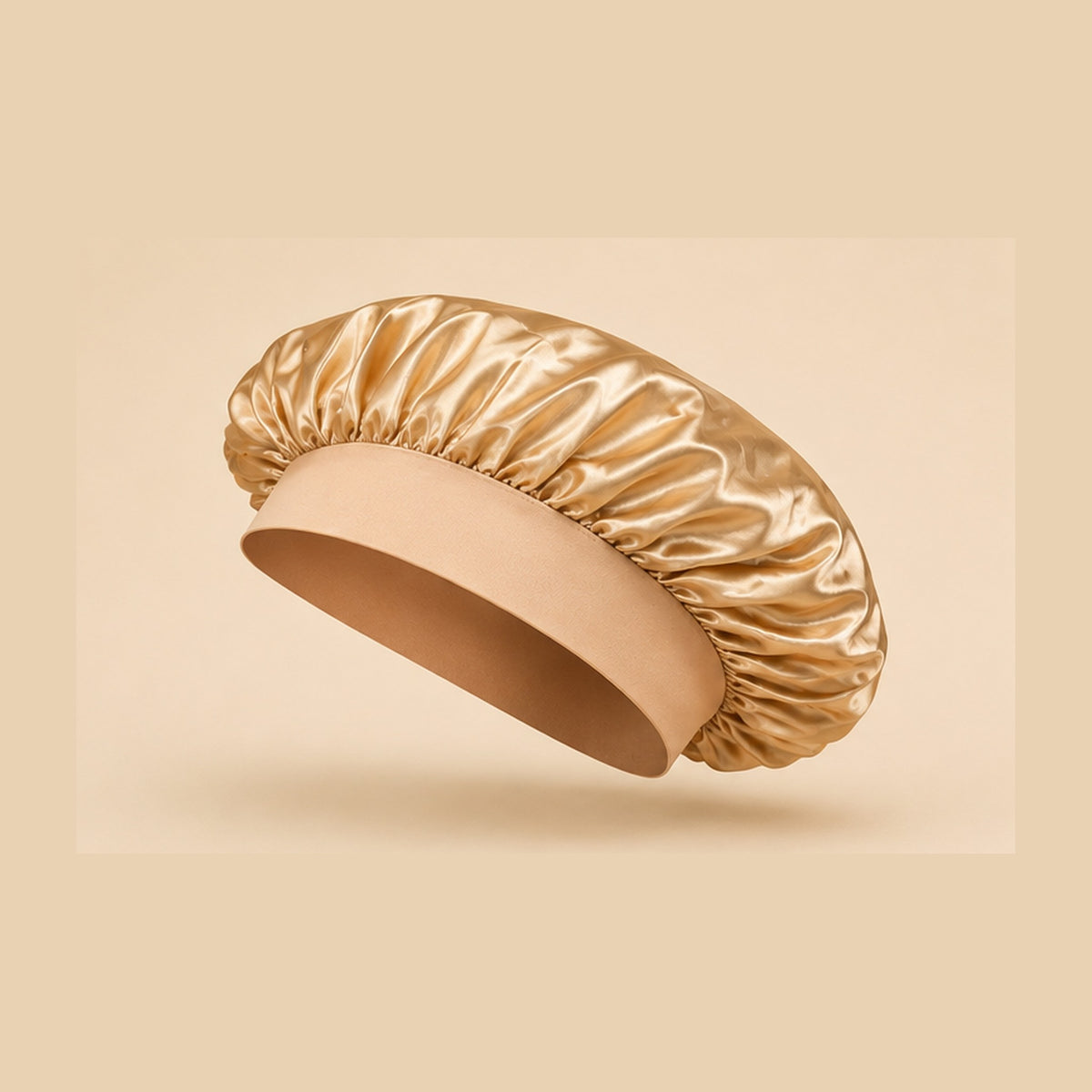 Bonnet de nuit en satin or champagne pour cheveux bouclés et crépus